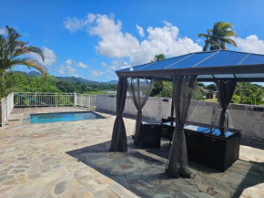 Villa moderne avec piscine privée à Le François, 70 m²